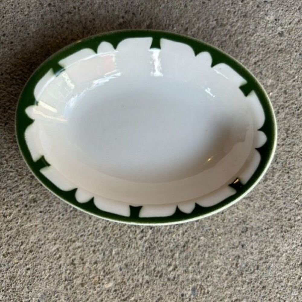 Jackson China Small Oval 5 1/4” x 4” Bowl